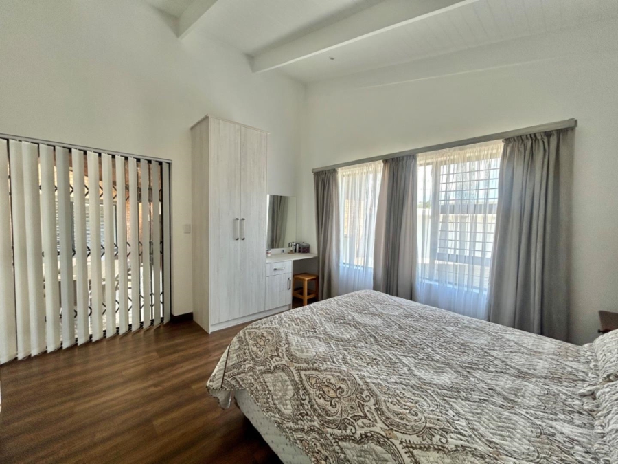 4 Bedroom Property for Sale in Noorsekloof Eastern Cape